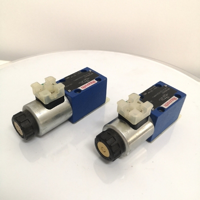 R900561276 4we6y62/Eg24n9K4 Solenoid Directional Valve for Rexroth Oil Package Size
