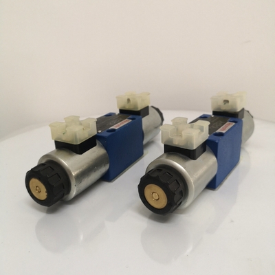 4we6h62/Eg24n9K4 R900561286 Solenoid Valve for Crawler Crane from Professional