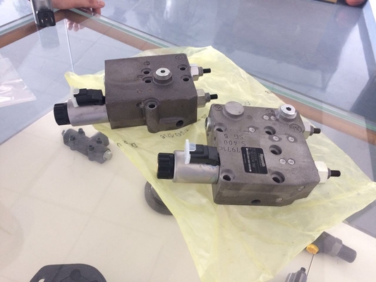 Excavator Construction Machinery Directional Control Valve Hydr Parts from Professional