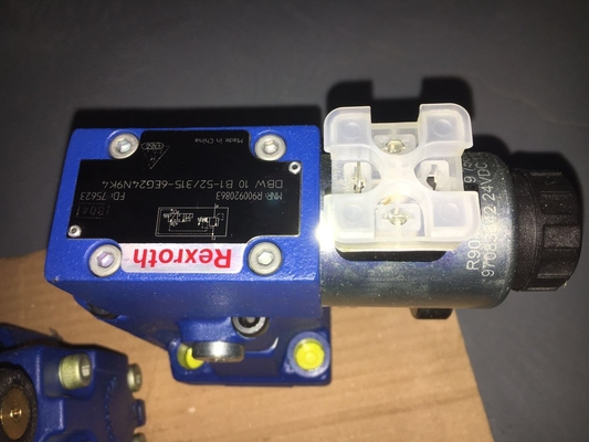 Double Seater Carbon Steel Hydraulic Directional Control Valve R900574017 for Market
