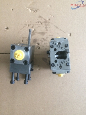 Apply to Excavator A4vg125 HD Control Valve for Hydraulic Pump Motor Spare Parts
