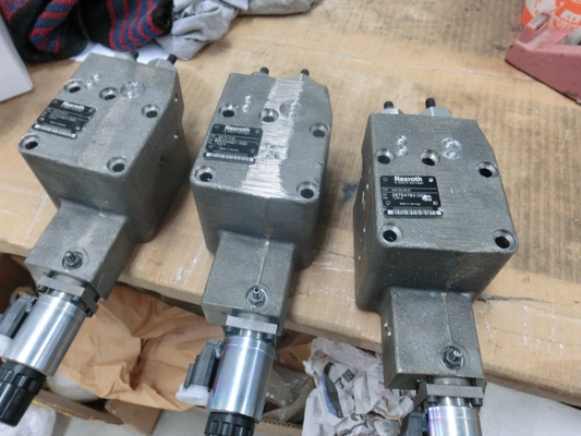 Paving Machinery Electro Hydraulic Control Valve with Customization