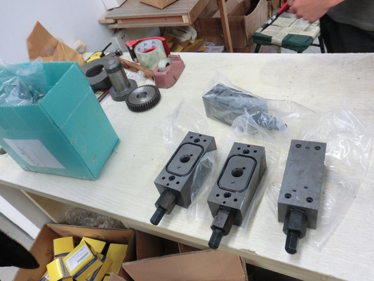 Hydraulic Piston Pump Spare Parts B2PV35/Sg025/Bpr186 Original Parts for Drilling Rig