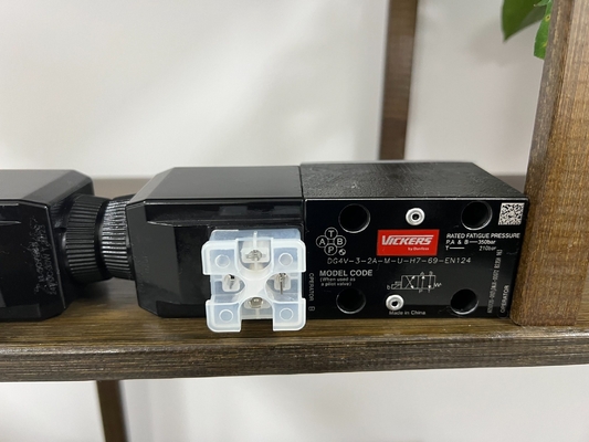 Industrial Usage Solenoid Valve Dg4V-3-2al-M-U-H7-69-En124 Hydraulic Spare Parts