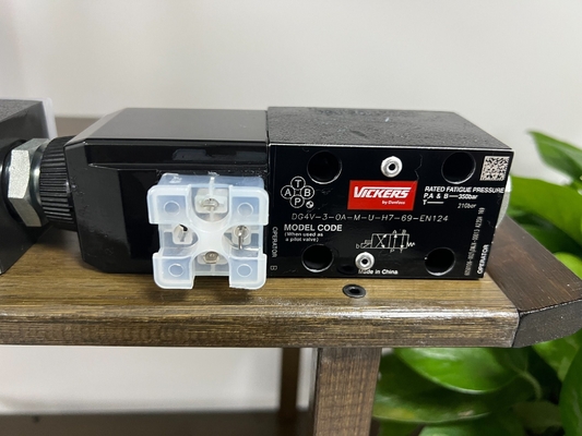 DC Solenoid Valve Pressure Ordinary Temperature Hydraulic Parts Dg4V-3-6c-M-U-H7-69-En124
