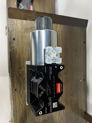 DC Solenoid Valve Pressure Ordinary Temperature Hydraulic Parts Dg4V-3-6c-M-U-H7-69-En124