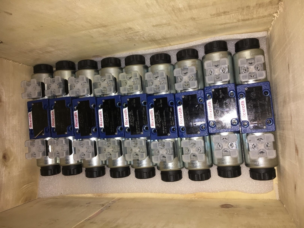 Hitachi Hpv102 Duplex Hydraulic Pump Hpv116 Hpv145 K3V112 Performance for Drum Roller