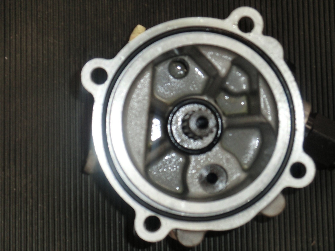 Hydraulic Pump Spare Parts for K3V63 K3V112 Kawasaki Gear Pump No Tandem Charge Pump